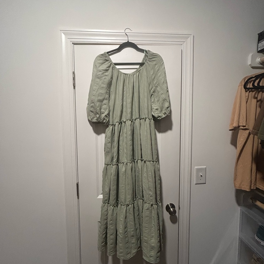 Green Tiered Sundress with Puff Sleeves